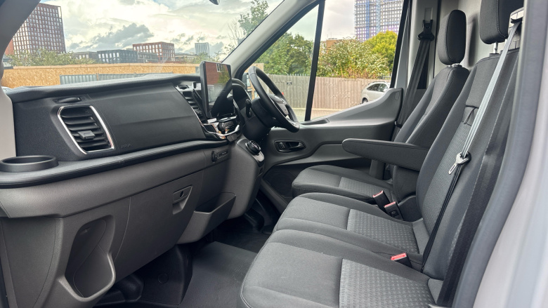 Ford Transit E-350 L3 Rwd 135kW 68kWh H2 Trend Van Auto